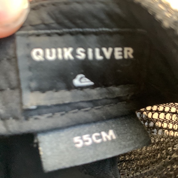 Quiksilver snapback - Picture 2 of 2